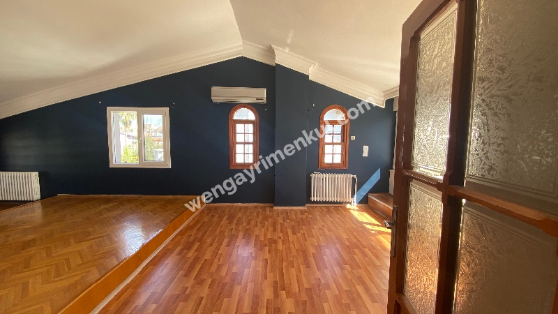 Antalya konyaaltı sahile 150 metre uzaklıkta kiralık 3 + 1