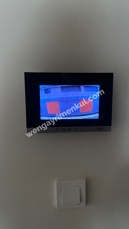 Caddebostan İskele Sokak’ta satılık 3+1