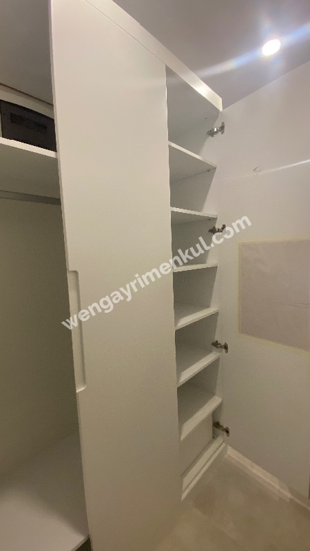 Caddebostan İskele Sokak’ta satılık 3+1