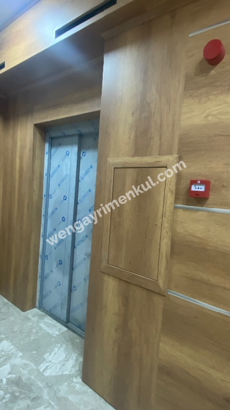 Caddebostan İskele Sokak’ta satılık 3+1