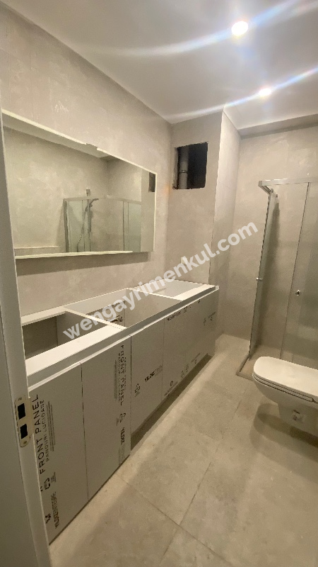 Caddebostan İskele Sokak’ta satılık 3+1