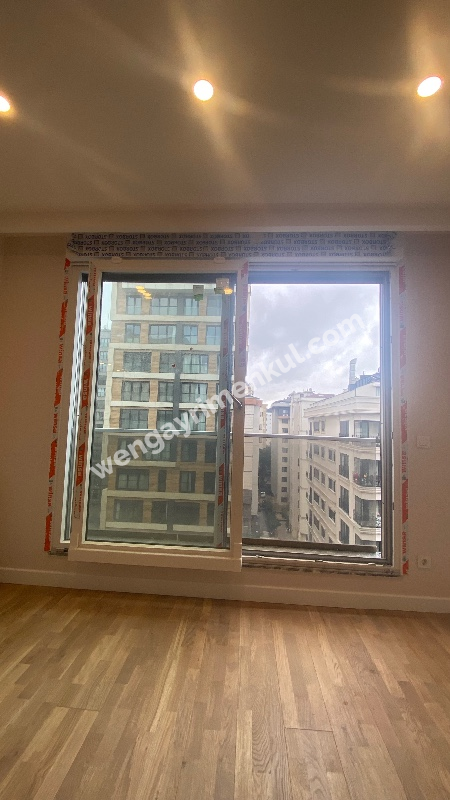 Caddebostan İskele Sokak’ta satılık 3+1