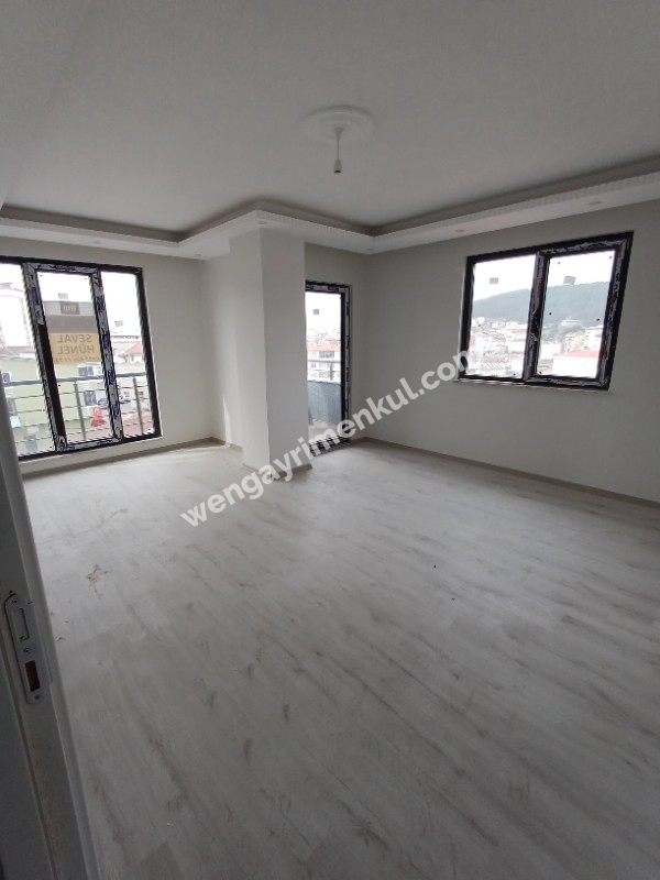 SULTANBEYLİ MECİDİYE MAHALLESİNDE 4+1 DUBLEKS SATILIK DAİRE