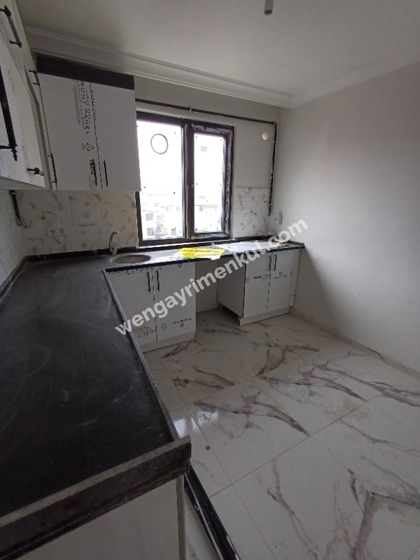 SULTANBEYLİ MECİDİYE MAHALLESİNDE 4+1 DUBLEKS SATILIK DAİRE