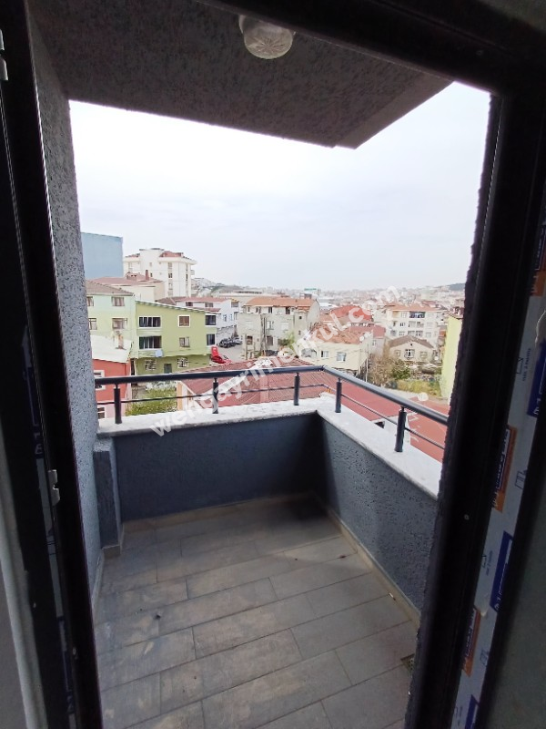 SULTANBEYLİ MECİDİYE MAHALLESİNDE 4+1 DUBLEKS SATILIK DAİRE