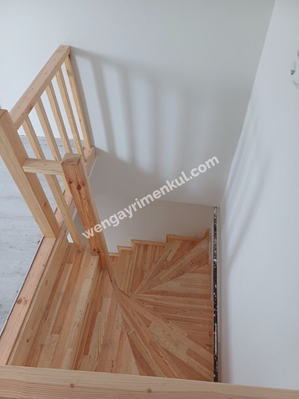 SULTANBEYLİ MECİDİYE MAHALLESİNDE 4+1 DUBLEKS SATILIK DAİRE