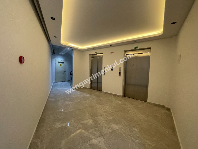 Halıcıoğlu 'da manzaralı dublex daire