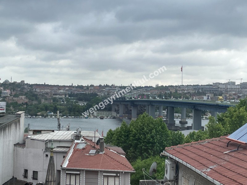 Halıcıoğlu 'da manzaralı dublex daire