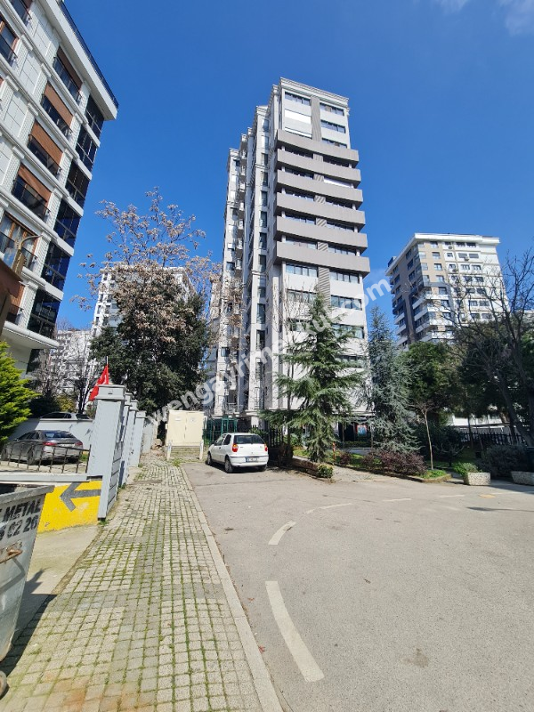 Suadiye Marmaray ve Metroya Yakın Aydınlık Ferah Satılık 3+1