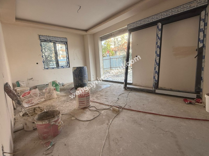 MERKEZİ KONUMDA ÖZEL BAHÇELİ YERDEN ISITMA OTOPARK SIFIR 1+1
