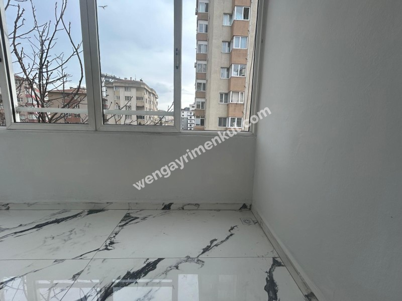 BOSTANCIDA METROYA 5 DK EBV.BANYO K.MUTFAK ARAKAT ULTRA LÜKS 3+1