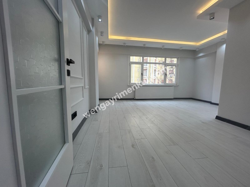 BOSTANCIDA METROYA 5 DK EBV.BANYO K.MUTFAK ARAKAT ULTRA LÜKS 3+1