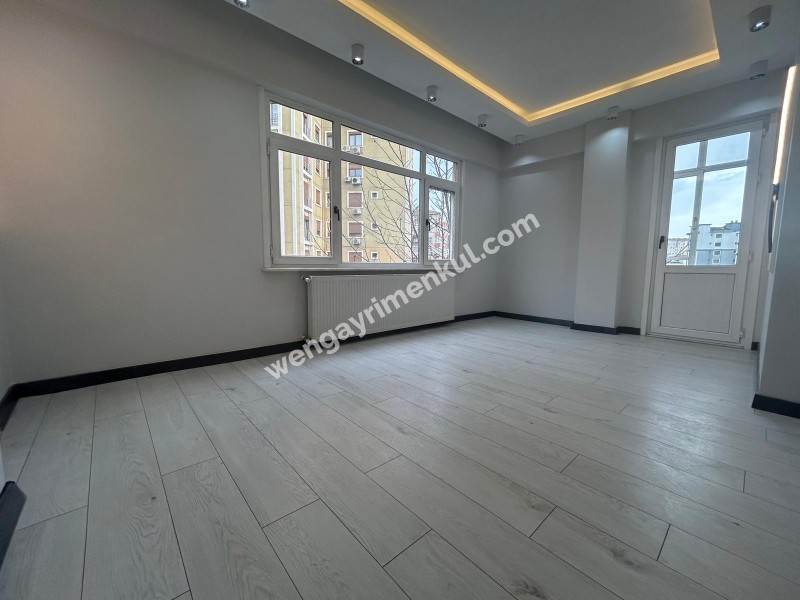 BOSTANCIDA METROYA 5 DK EBV.BANYO K.MUTFAK ARAKAT ULTRA LÜKS 3+1
