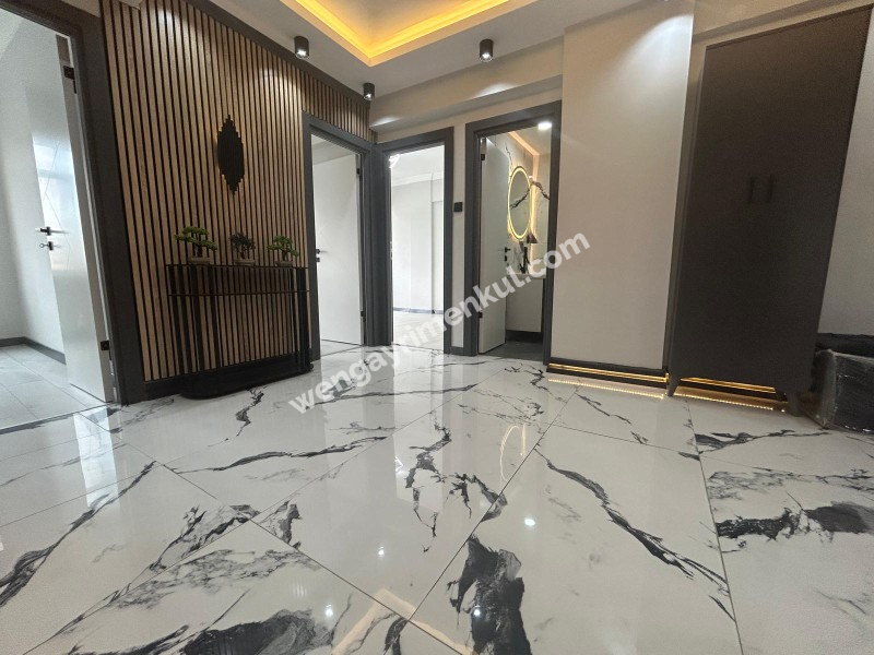BOSTANCIDA METROYA 5 DK EBV.BANYO K.MUTFAK ARAKAT ULTRA LÜKS 3+1