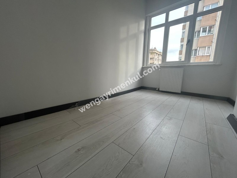 BOSTANCIDA METROYA 5 DK EBV.BANYO K.MUTFAK ARAKAT ULTRA LÜKS 3+1