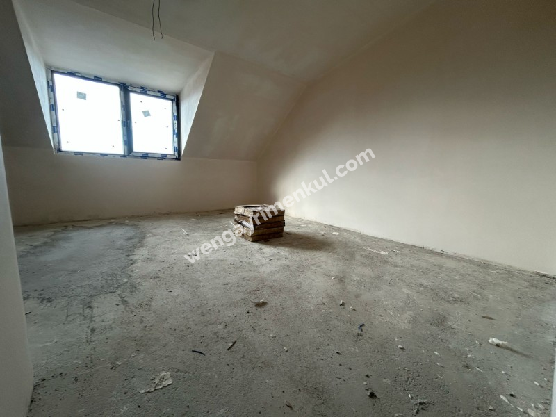 MERKEZİ KONUMDA YERDEN ISITMA OTOPARK 4+1 TERASLI DUBLEKS