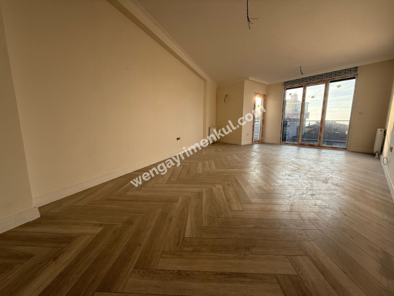 ALTINTEPEDE BOSTANCI VE SAHİLE KOMŞU KONUMDA 4+1 195 M² DUBLEKS