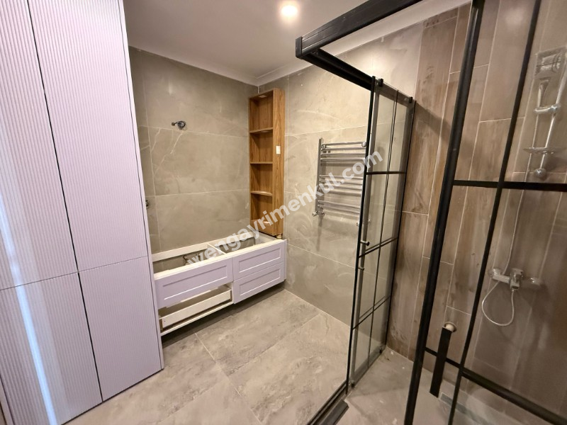 ALTINTEPEDE BOSTANCI VE SAHİLE KOMŞU KONUMDA 4+1 195 M² DUBLEKS