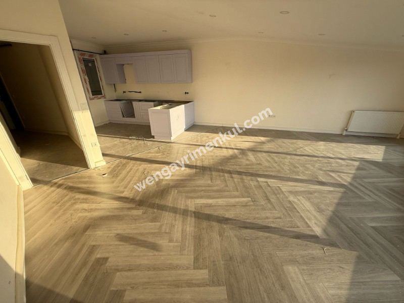 ALTINTEPEDE BOSTANCI VE SAHİLE KOMŞU KONUMDA 4+1 195 M² DUBLEKS