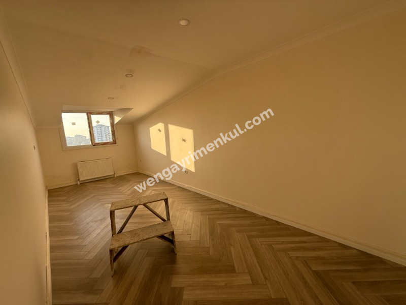 ALTINTEPEDE BOSTANCI VE SAHİLE KOMŞU KONUMDA 4+1 195 M² DUBLEKS