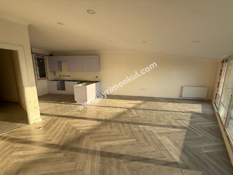 ALTINTEPEDE BOSTANCI VE SAHİLE KOMŞU KONUMDA 4+1 195 M² DUBLEKS