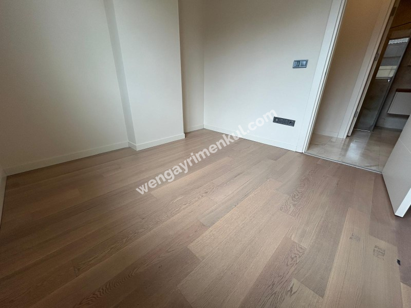 FENERBAHÇE DALYAN SAHİL'DE MARİNAYA CADDEYE ÇOK YAKIN 130 M² 3+1