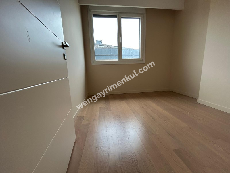 FENERBAHÇE DALYAN SAHİL'DE MARİNAYA CADDEYE ÇOK YAKIN 130 M² 3+1