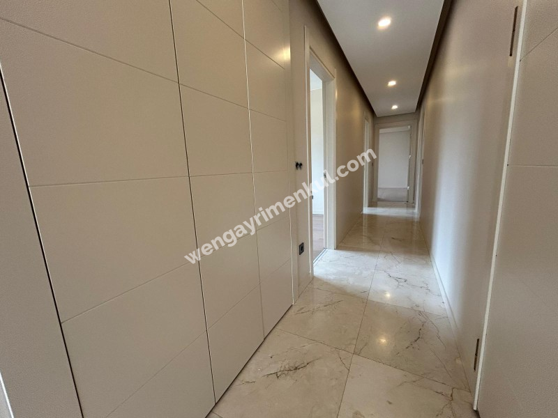 FENERBAHÇE DALYAN SAHİL'DE MARİNAYA CADDEYE ÇOK YAKIN 130 M² 3+1