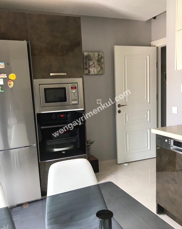 ERENKÖY'DE TAPU MASRAFSIZ 4+2 SATILIK DUBLEKS DAİRE
