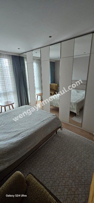 Bağdat Caddesi'nde 2+1 kiralık daire, yeni bina, ikinci katta.