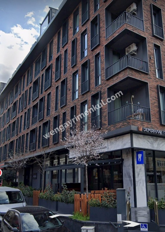 Bağdat Caddesi'nde 2+1 kiralık daire, yeni bina, ikinci katta.