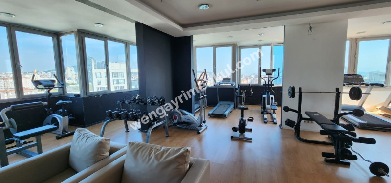 ATAŞEHIR 'DE 2+1 SATILIK DAİRE 
