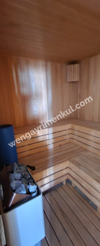 ATAŞEHIR 'DE 2+1 SATILIK DAİRE 