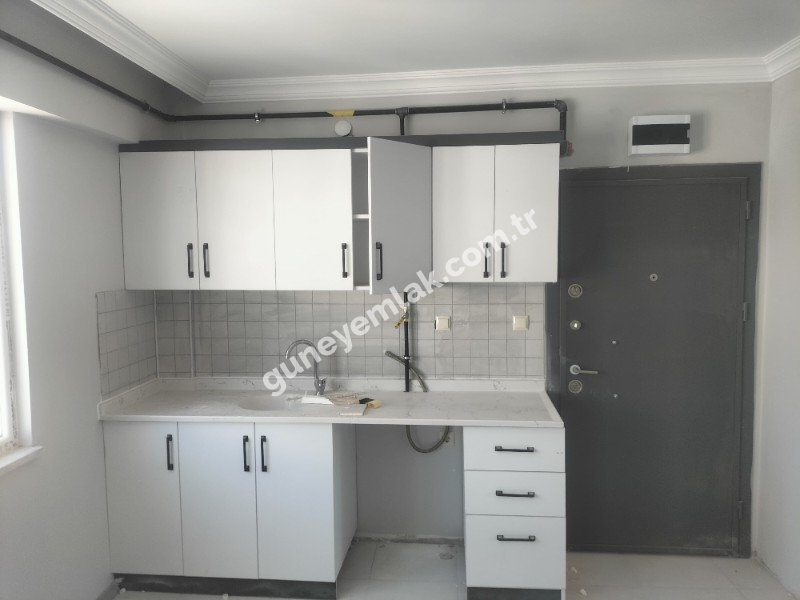 SATILIK YENİ MAHALLEDE  SIFIR APART 1+1