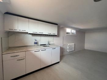 GÜVENAY - ÇORUM MERKEZ EŞREF HOCA CADDESİ SATILIK DUBLEKS 5+1 DAİRE