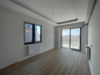 GÜVENAY -  ÇORUM KENT PARK CİVARI 3+1 A.MUTFAK SIFIR KİRALIK DAİRE