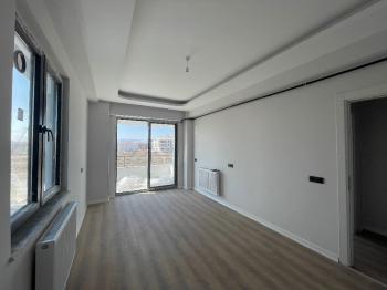 GÜVENAY -  ÇORUM KENT PARK CİVARI 3+1 A.MUTFAK SIFIR KİRALIK DAİRE