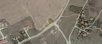 GÜVENAY - ÇORUM SÜLÜKLÜEVLER DE 3 KAT KONUT İMARLI SATILIK ARSA