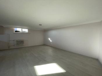 GÜVENAY - ÇORUM MERKEZ EŞREF HOCA CADDESİ SATILIK DUBLEKS 5+1 DAİRE