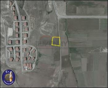 GÜVENAY - ÇORUM AKKENT TOKİ ALTINDA YARI İMARLI HARİKA 5 DÖNÜM ARSA