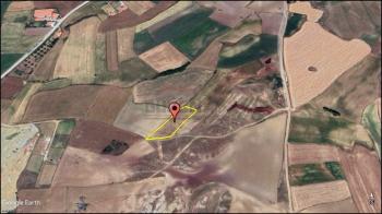 GÜVENAY - ÇORUM MERKEZ BÜGET KÖYÜ CİVARI 2.471 M² SATILIK TARLA