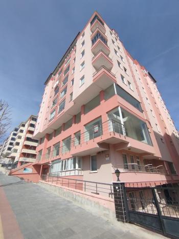 GÜVENAY - ÇORUM MAHSUNİ ŞERİF PARKI KARŞISI 2+1 SATILIK DAİRE