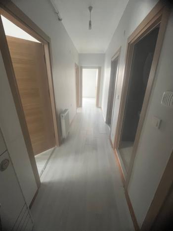 GÜVENAY - ÇORUM YUMURTA İLK OKULU KARŞISI ÖZGÜR EVLER 3+1 SATILIK DAİRE 