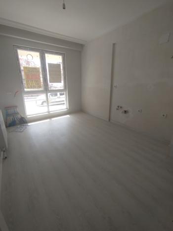 GÜVENAY - ÇORUM BAHÇELİEVLER  KARŞIYAKA 1.CADDESİ ÜZERİ 3+1 SATILIK DAİRE