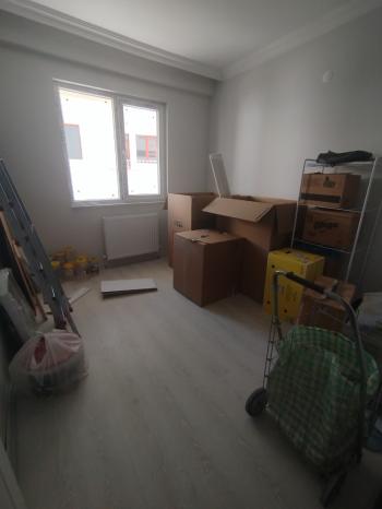 GÜVENAY - ÇORUM BAHÇELİEVLER  KARŞIYAKA 1.CADDESİ ÜZERİ 3+1 SATILIK DAİRE