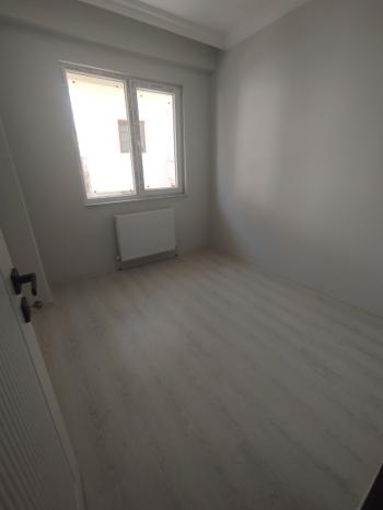 GÜVENAY - ÇORUM BAHÇELİEVLER  KARŞIYAKA 1.CADDESİ ÜZERİ 3+1 SATILIK DAİRE