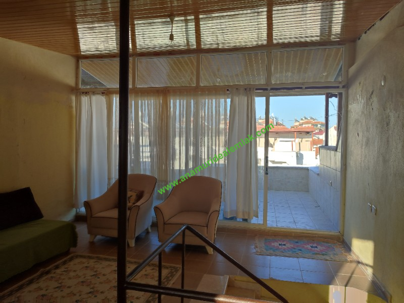 ANAMUR GÜZELYURT'TA DENİZ'E 100 METRE MESAFEDE SATILIK VİLLA