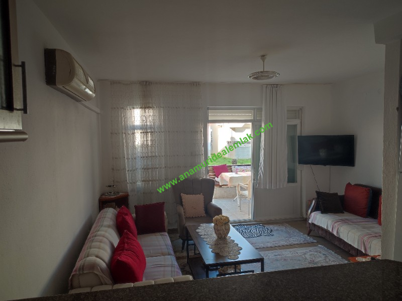 ANAMUR GÜZELYURT'TA DENİZ'E 100 METRE MESAFEDE SATILIK VİLLA