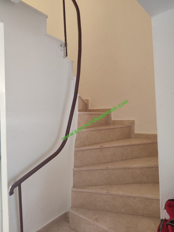 ANAMUR GÜZELYURT'TA DENİZ'E 100 METRE MESAFEDE SATILIK VİLLA