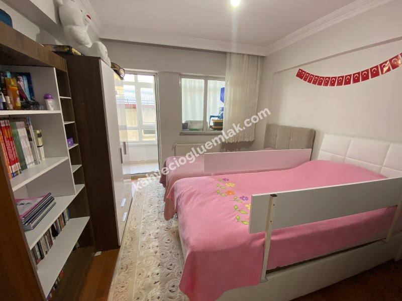 SİVAS MERKEZ MEVLANA MAH RAHMİ GÜNAY CAD SATILIK DAİRE